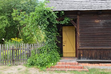 Osiek'teki Halk Kültür Müzesi'nde notec nehri kıyısındaki eski evi, açık hava müzesinde Polonya halk kültürünü sunuyor. Polonya, Avrupa