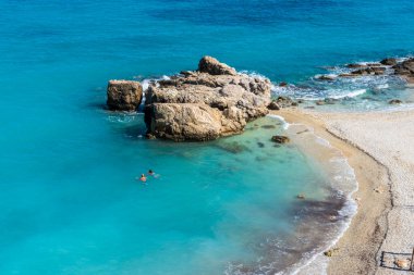 Zakynthos, Yunanistan - 2 Ekim 2017: Xigia plajı - Zakynthos adasındaki doğal sülfür kaplıcası. Yunanistan.