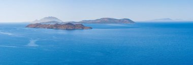 Rodos adasındaki Kritinia (Kastello) şatosundan panoramik manzara. Yunanistan