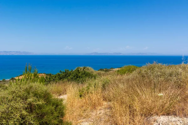 Kamiros 'tan güzel deniz manzarası, Yunanistan' ın Rodos adasında antik bir kasaba