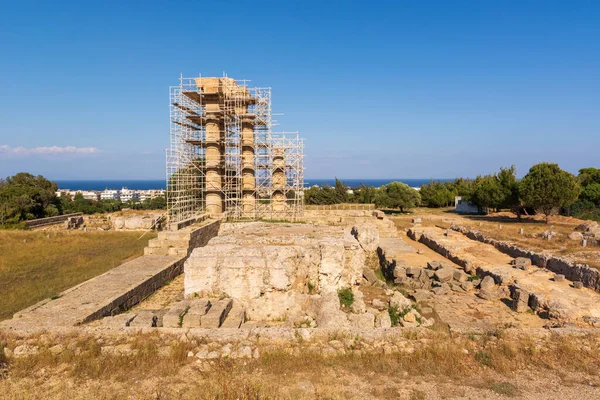 Ναός Του Πύθιου Απόλλωνα Εργασίες Αποκατάστασης Ακρόπολη Της Ρόδου Ρόδος — Φωτογραφία Αρχείου