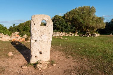 Talati de Dalt 'ın Menorca adasındaki talatik yerleşim yeri. Baleares, İspanya