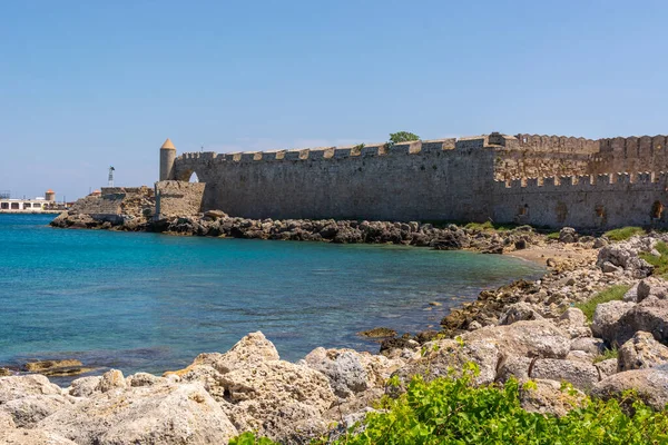 Les Remparts Médiévaux Ville Rhodes Port Mandrakia Île Rhodes Grèce — Photo