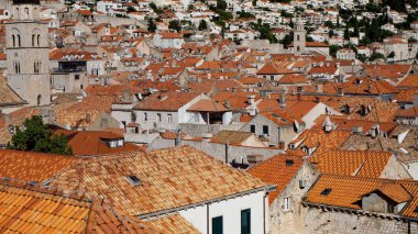Güzel eski ve tarihi çatılar of Dubrovnik
