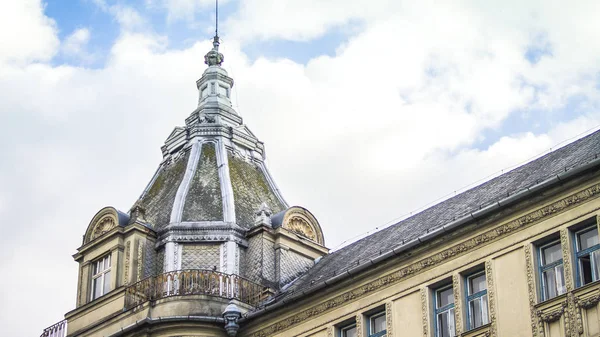 Exterior del Grand Hotel Aranybika Debrecen — Foto de Stock