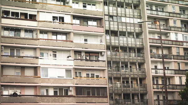 Extérieur de l'architecture nostalgique des maisons en panneaux — Photo