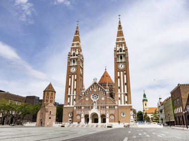 Szeged 'deki Macaristan hanım 'ın Votive Kilisesi ve Katedrali