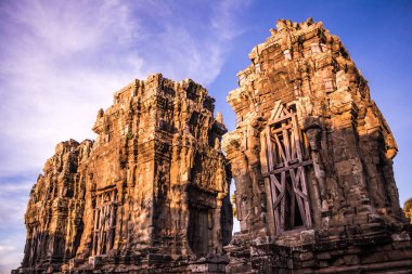 Siem Reap, Kamboçya'da tepede Phnom Krom Tapınağı