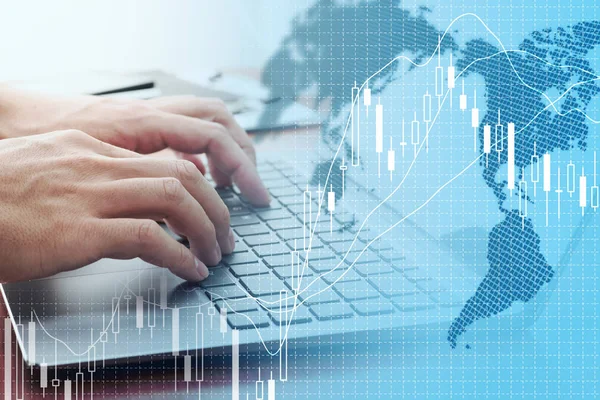 Globalt aktie marknads koncept. Använda bärbar dator för börsen. — Stockfoto