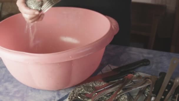 plastic water basin