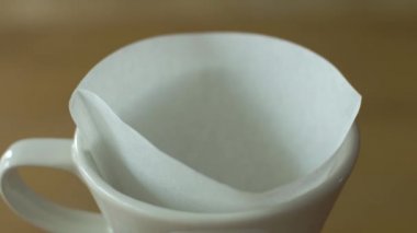 çekilmiş kahve kahve brewer koyarak