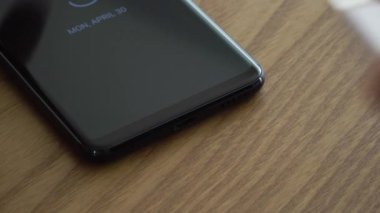 hızlı şarj bildirim Smartphone cep telefonu ile