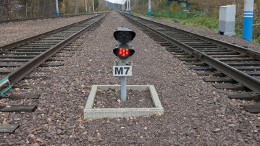 semafor (trafik ışığı) yolu kapalı