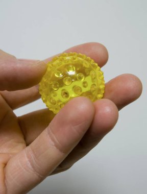 massage for palms and fingers