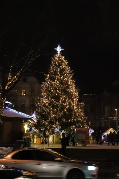 Mutlu Yıllar şehir Lviv
