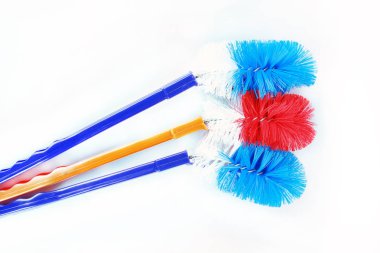 Temizlik için fırçalar. beyaz arkaplan. 