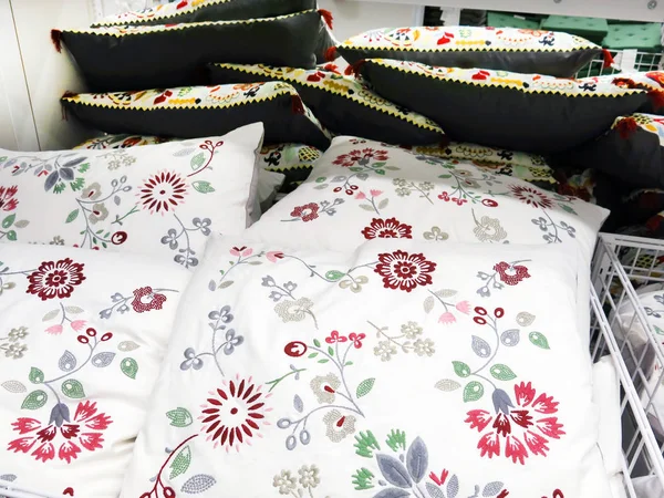 Pillows Bed Market — Stock Photo, Image