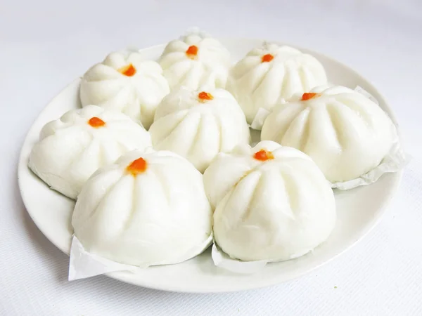 Steamed Dumplings White Cream — стоковое фото