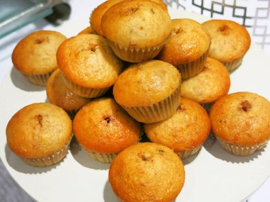 Lezzetli tatlıyı yakın. 