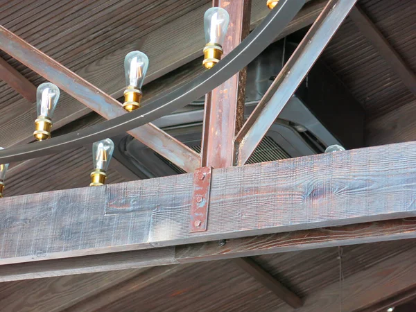 Light Bulbs Decor Wooden Ceiling — Stock Photo, Image