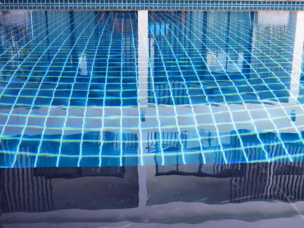 Pool Med Blått Vatten — Stockfoto
