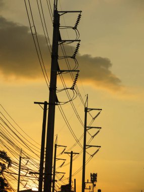 yüksek voltaj direği, elektrik iletimi 