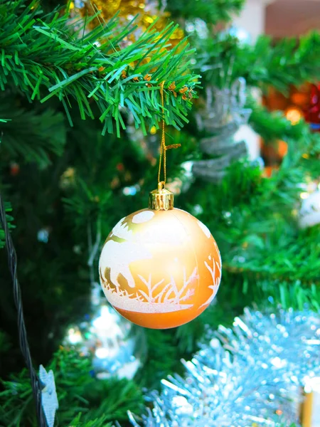 Karácsonyfa Bálok Dekorációk — Stock Fotó
