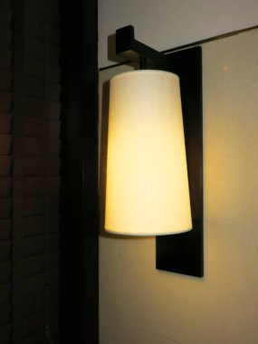 modern aydınlatılmış lamba.