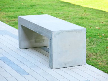 Taze yeşil çimlerin yakın plan görüntüsü, parkta çimenler.