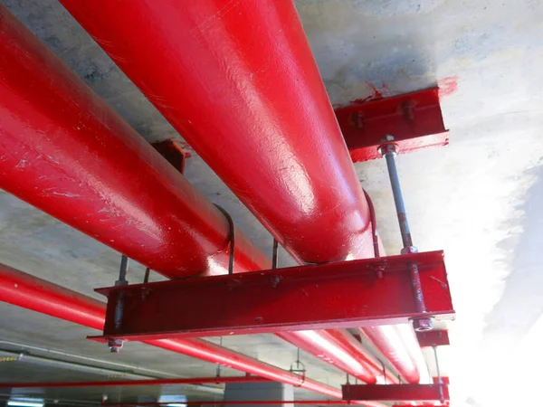 Red Pipes Industrial Building — Stock fotografie