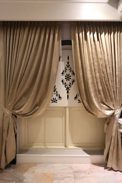 Elegant Fabric Curtain Decoration Room — Stockfoto