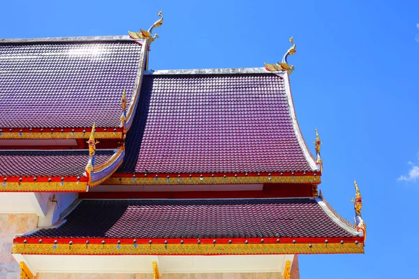 Tayland şehrindeki tapınağın mimari ayrıntıları