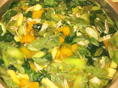 Taze organik sebzelerin yakın plan görüntüsü        