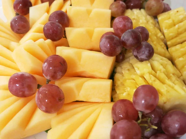 Frutas Tropicales Frescas Sobre Fondo Blanco —  Fotos de Stock