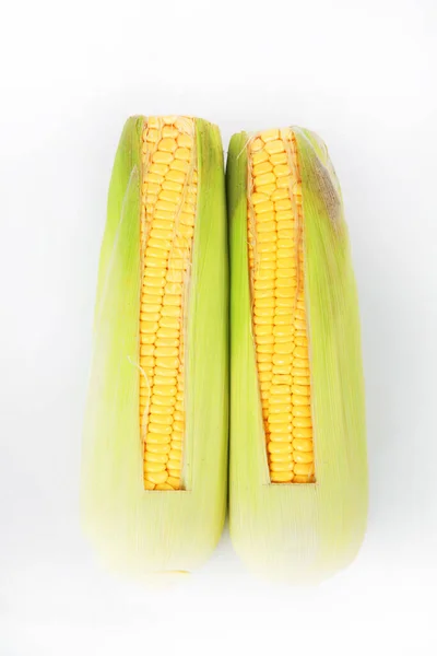 Friss Kukorica Fehér Háttér — Stock Fotó