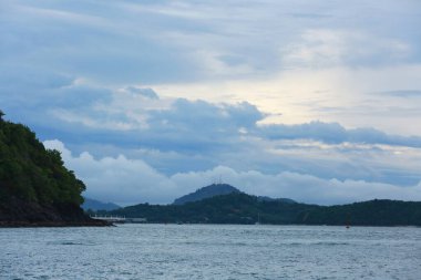 Sabahları denizin güzel manzarası