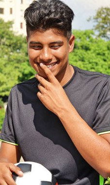 Erkek futbol oyuncusu karar verme