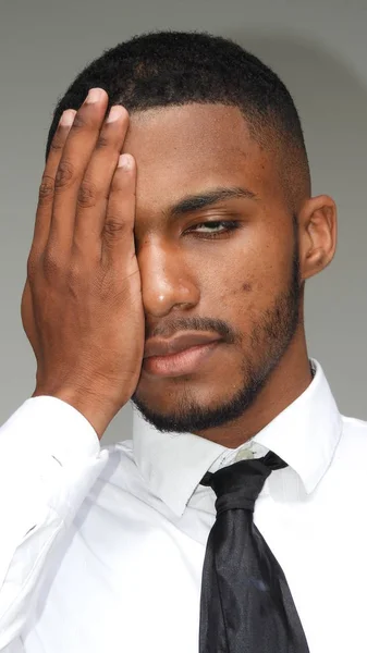 Eine Beunruhigende Schwarze Person — Stockfoto