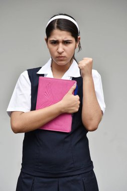 Kızgın Katolik kız öğrenci