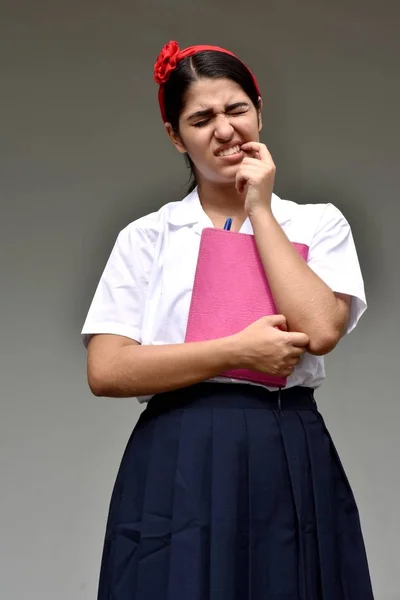 École Fille Avec Mal Dents — Photo