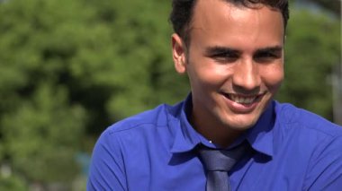 Genç İspanyol iş adamı ve meditasyon