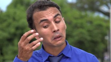 Gözü tahriş İspanyol iş adamı