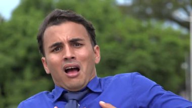 Sürpriz veya şok İspanyol iş adamı