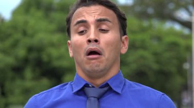 Özür dileyen İspanyol iş adamı