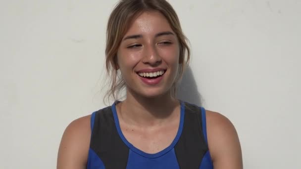 행복 한 젊은 여성 십 대 — 비디오