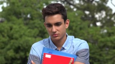 Karışık erkek İspanyol öğrenci