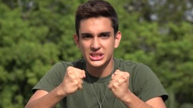 Kızgın erkek İspanyol Genç asker askere