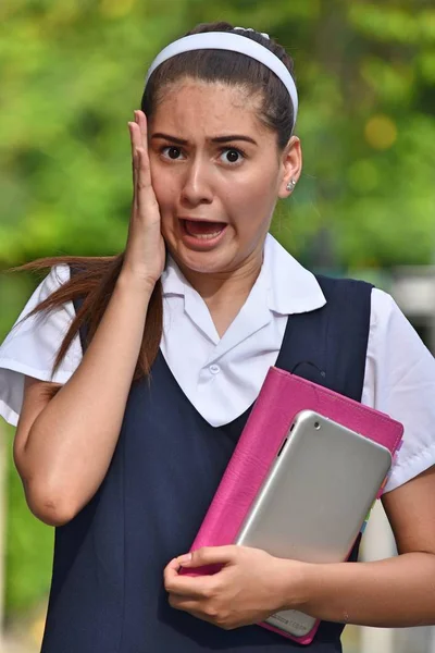 Katholieke Vrouwelijke Student Verwarring Dragen Schooluniform Met Boeken — Stockfoto