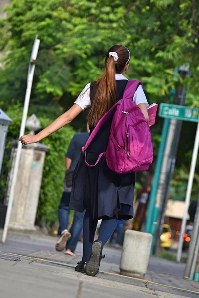 School Girl Bookbag Walking Sidewalk — Stock Photo, Image