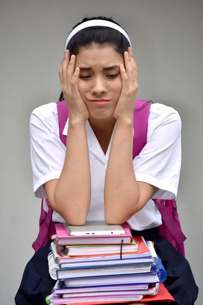 Olycklig Student Tonåring Skolan Flicka Bära Skoluniform — Stockfoto